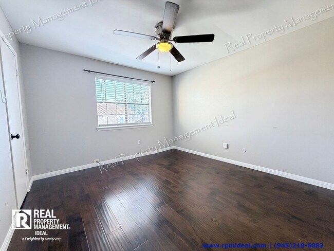 Building Photo - 835 Dublin Dr