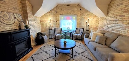Building Photo - Off-Season Rental 1 Bedroom Condo Grand Tr...
