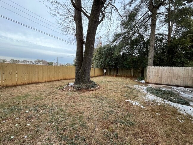 Building Photo - 2923 Amity Garden Ct