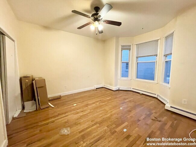 Building Photo - 29 Spring Garden St