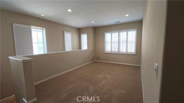 Building Photo - 32 Loquat