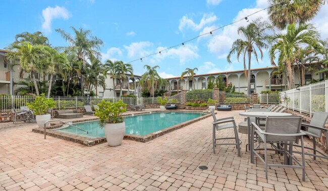 Building Photo - 4355 FL-60