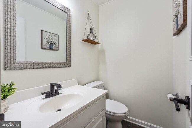 Building Photo - 3116 Wynford Dr