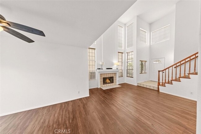 Building Photo - 7448 Bellingham Ave