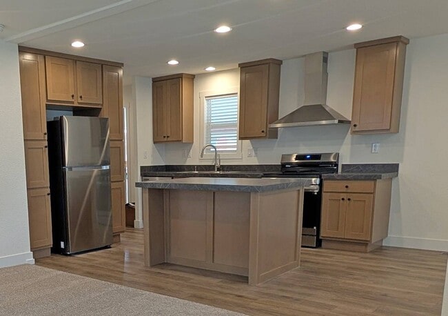 Primary Photo - 400 Sulphur Bank Dr