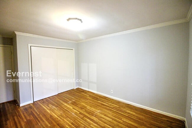 Building Photo - 2020 Beech Ave