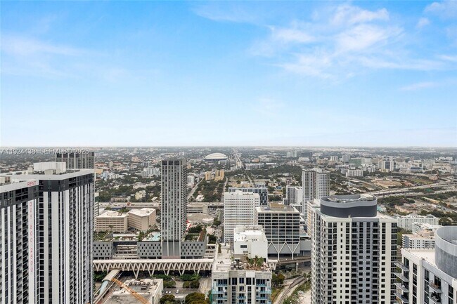 Building Photo - 159 NE 6th St