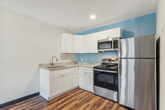 Kitchen - z-050126-Atrium Flats