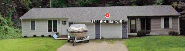 Building Photo - 15116 Hickory St