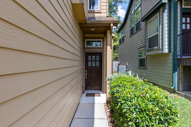 Front door - 14 Cheswood Manor Dr