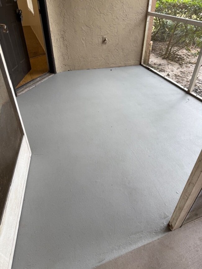 Building Photo - LANDING 2-BEDROOM CONDO