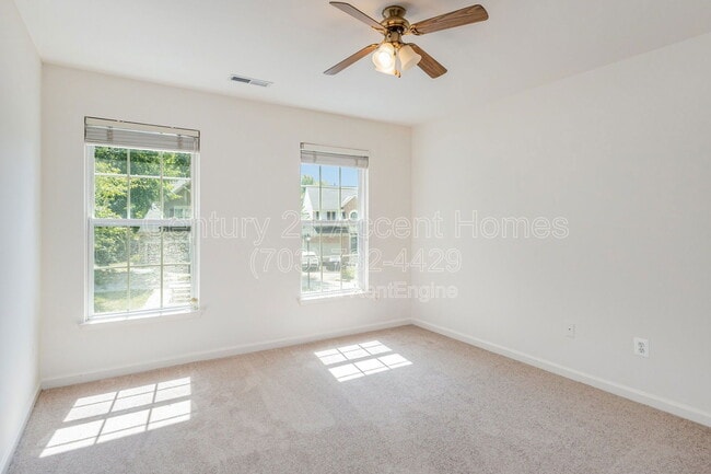Building Photo - 9780 Lorraine Carol Way