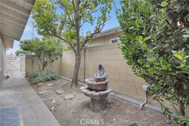 Building Photo - 10751 Allen Dr