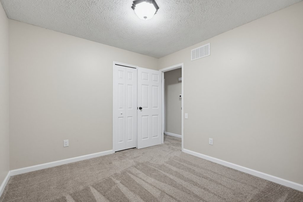 Building Photo - 5460 Echodell Ave NW