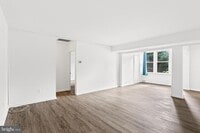 Building Photo - 9629 White Acre Rd