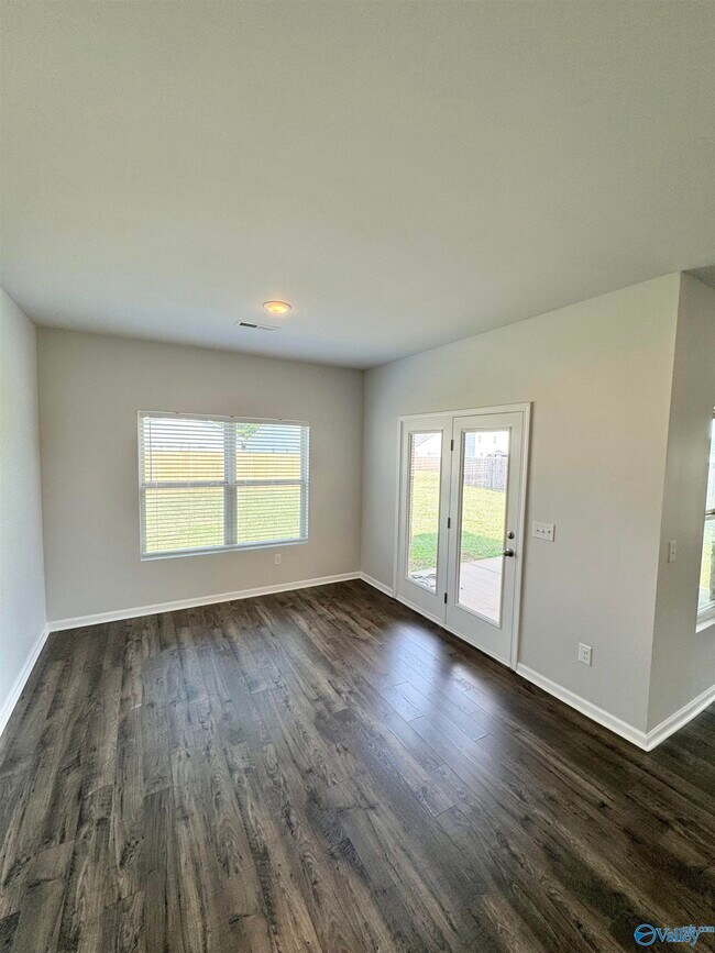 Building Photo - 17007 Carriage Sta Dr