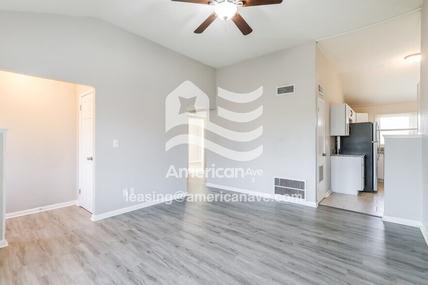 Building Photo - 7306 Betsy Ross Dr