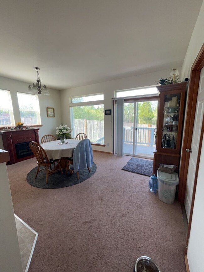 Building Photo - Spacious 3bd in Lake Stevens