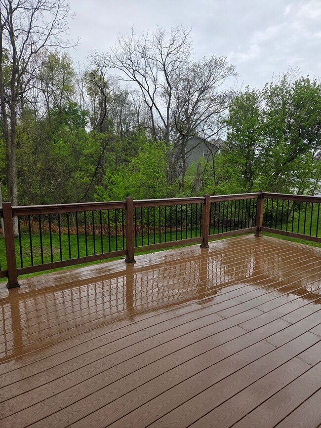 Building Photo - 110 Smith Rd