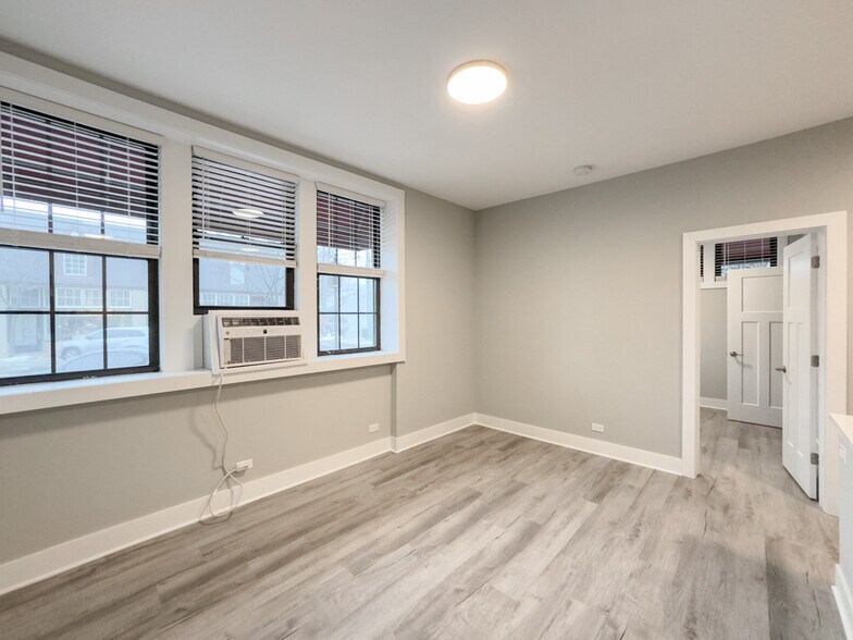 Building Photo - 373 Hazel Ave