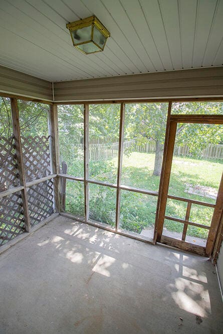 Building Photo - 4708 Manhasset Dr