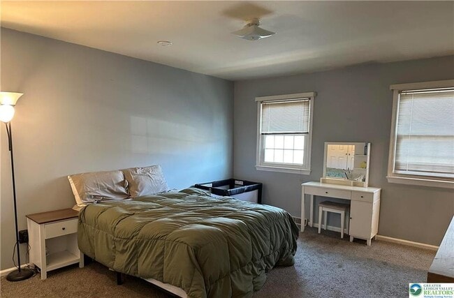 Building Photo - 4591 N Hedgerow Dr