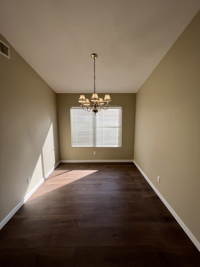 Building Photo - 40656 Corte Albara