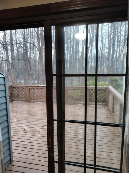 Building Photo - 2 Stanwood Ct