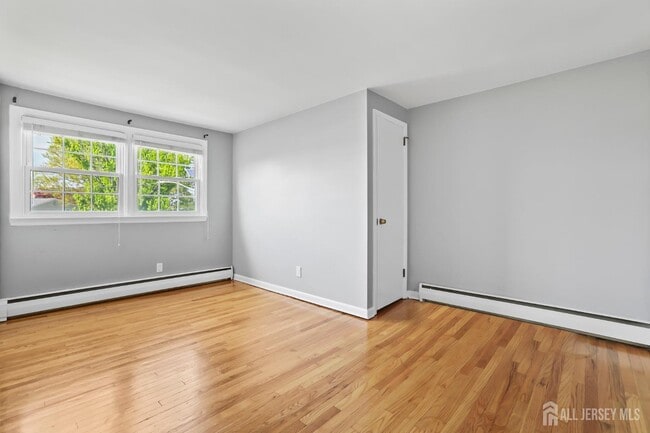 Building Photo - 262 Wall St