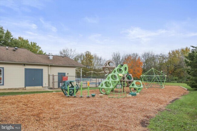 Building Photo - 3038 Jacobs Garden Ln