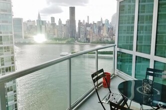 Building Photo - 0 bedroom in LONG ISLAND CITY NY 11109