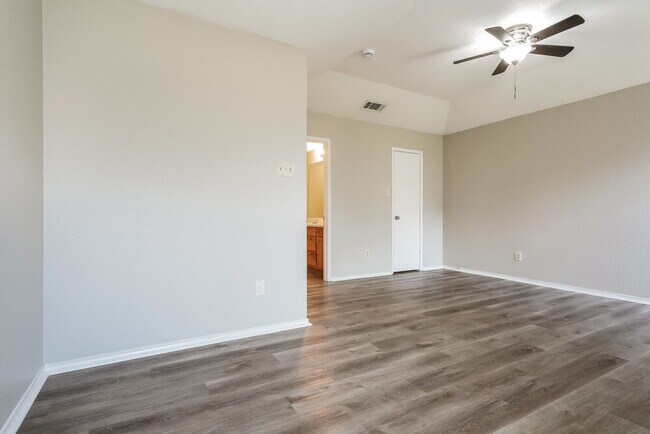 Building Photo - 1009 Neptune Ct