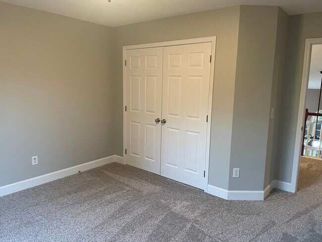 Building Photo - 940 Sunny Slope Trace