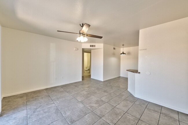Building Photo - 3957 Rebecca Raiter Ave