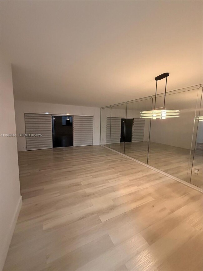 Building Photo - 14340 SW 57th Ln