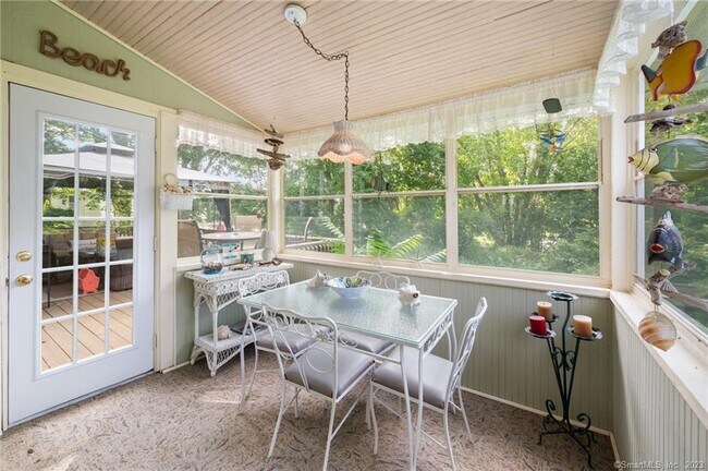 Building Photo - 6 East St