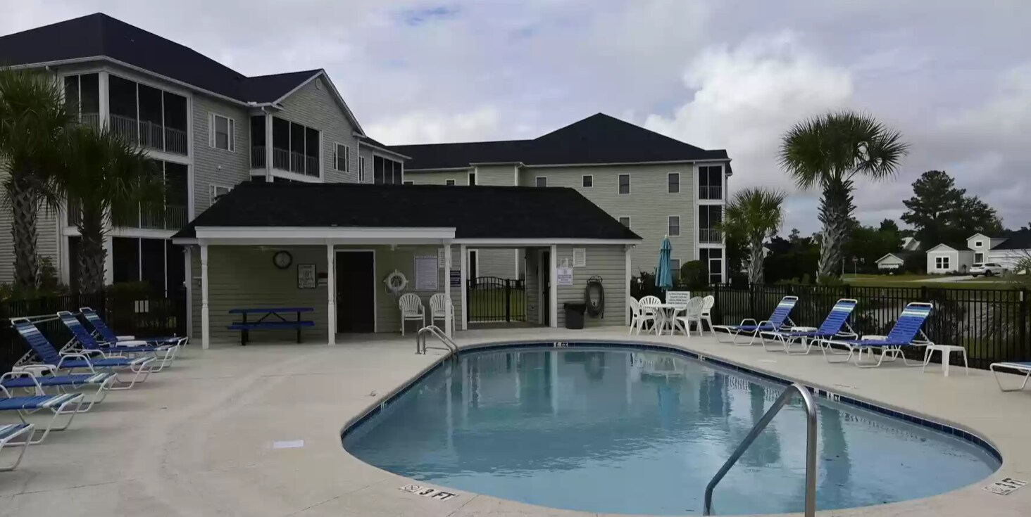 Pool - 2090 Cross Gate Blvd