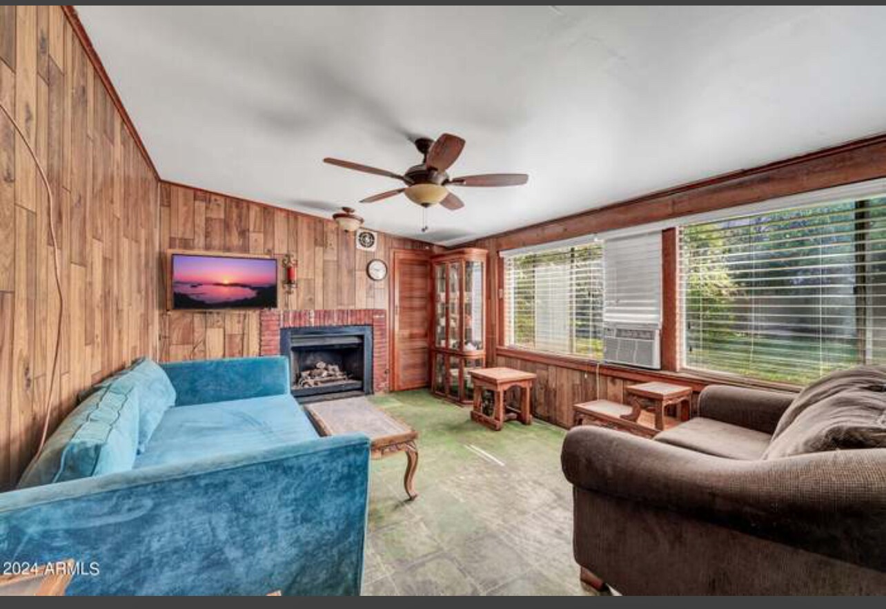 Building Photo - 3919 N 15th St