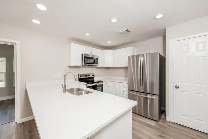 Building Photo - 4515 Tangle Creek Ln