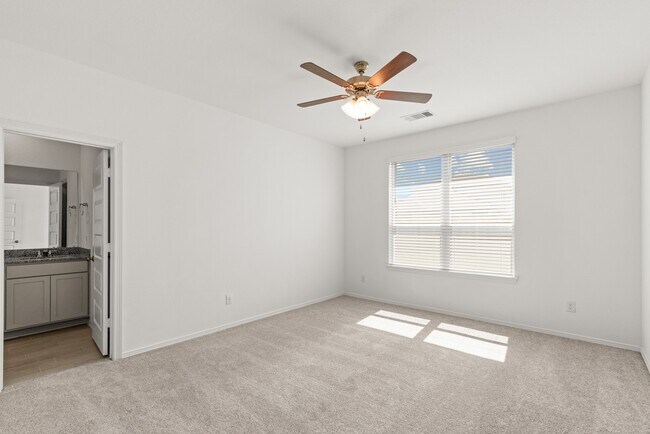 Building Photo - 23103 Forebear Dr