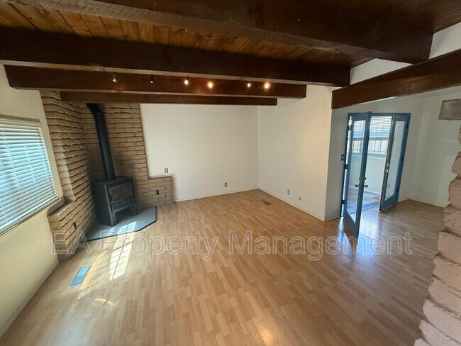 Building Photo - 1515 Marble Ave NW