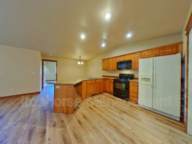 Building Photo - 103 Covey Ct