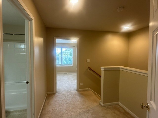Building Photo - 3376 Bradbury Cir