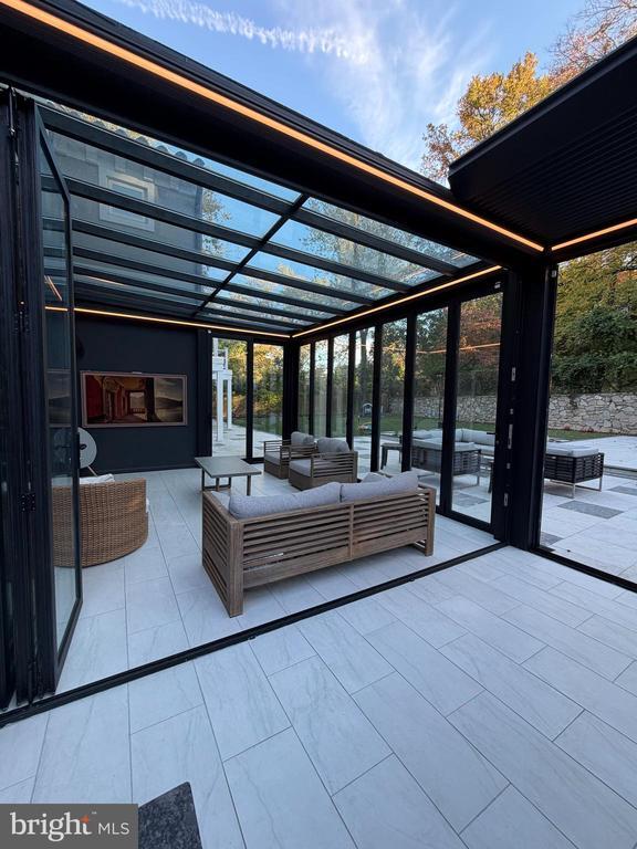 Building Photo - 5306 Bradley Blvd