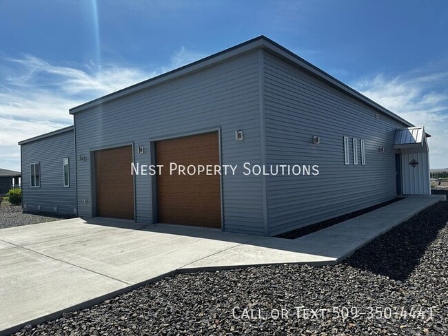 Building Photo - 7458 Bouldercrest Rd NE