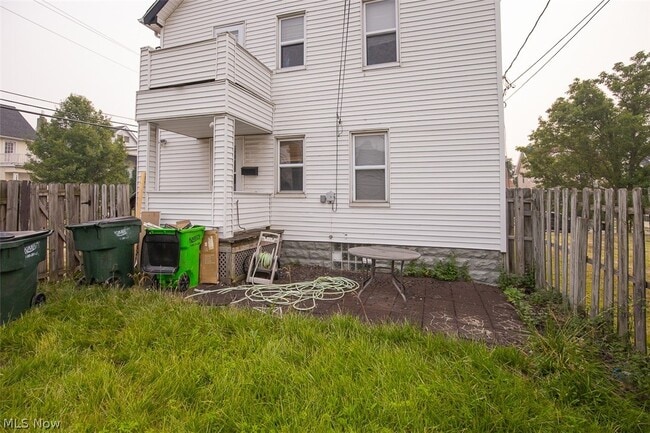 Building Photo - 4953 E 106th St