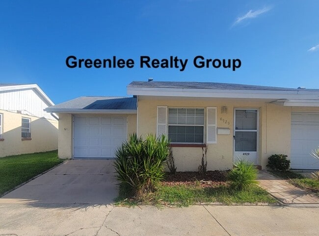 Primary Photo - Adorable 2 Bed/2 Bath Villa in the 55+ New...