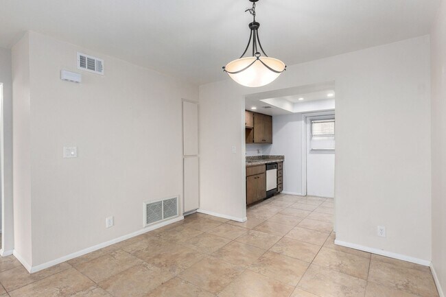 Building Photo - Prime Fountain Hills Location – 2 Bed, 1 Bath Condo Available Now!