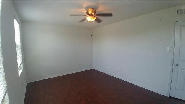 Building Photo - "Spacious 2-Bed, 2-Bath Condo Retreat in San Marcos – 1682 Sq Ft of Modern Living!"