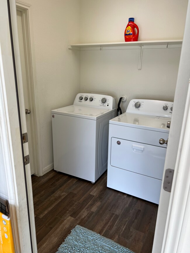 Laundry - 13508 Charles Abraham Way